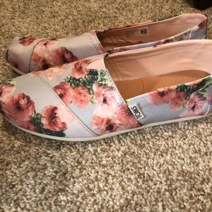 Floral toms